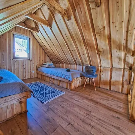 Ostoja Bieszczady Domek Caloroczny Lutowiska Exterior foto